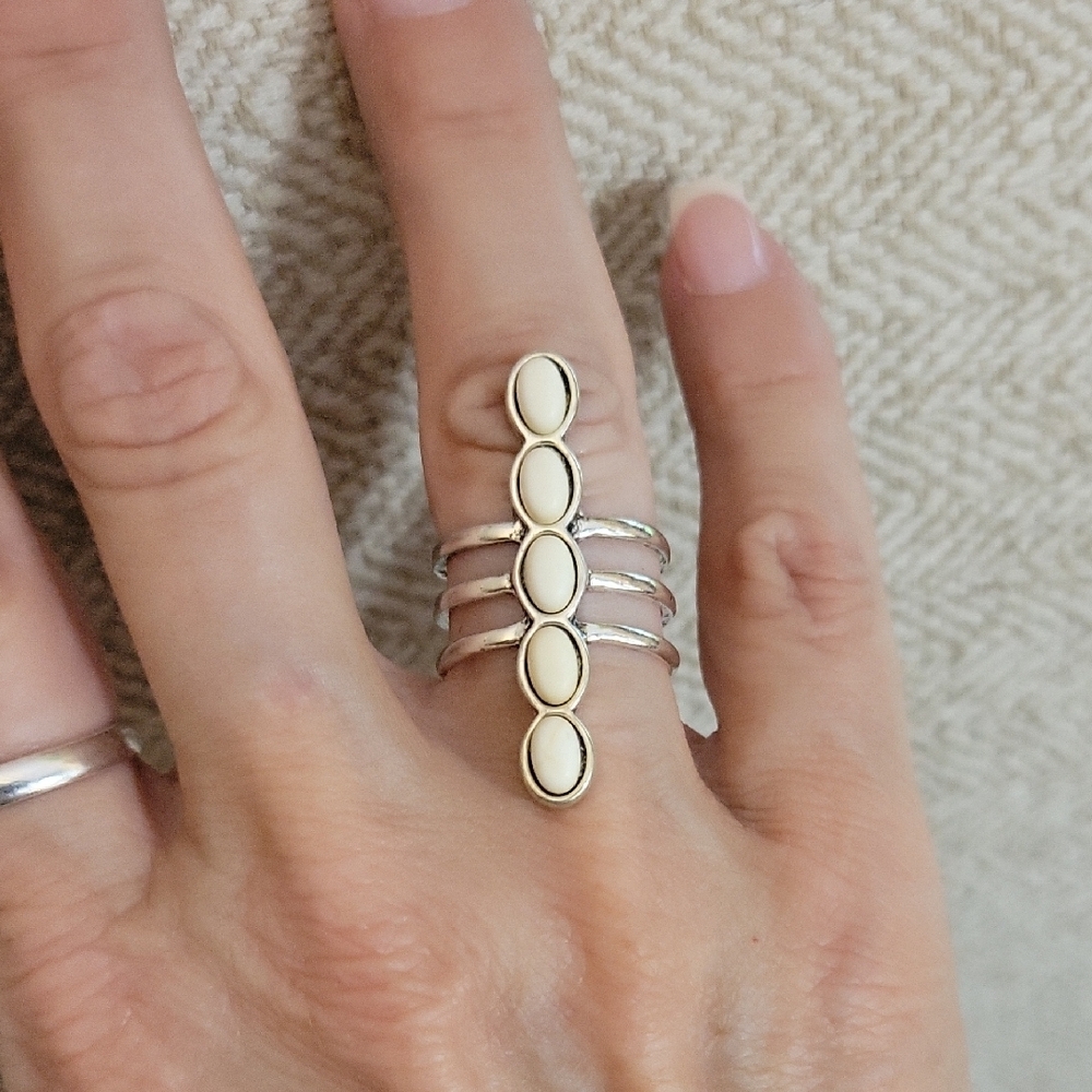 NORTH SOUTH BOHEMIAN COWGIRL RING - Picture 4 of 5